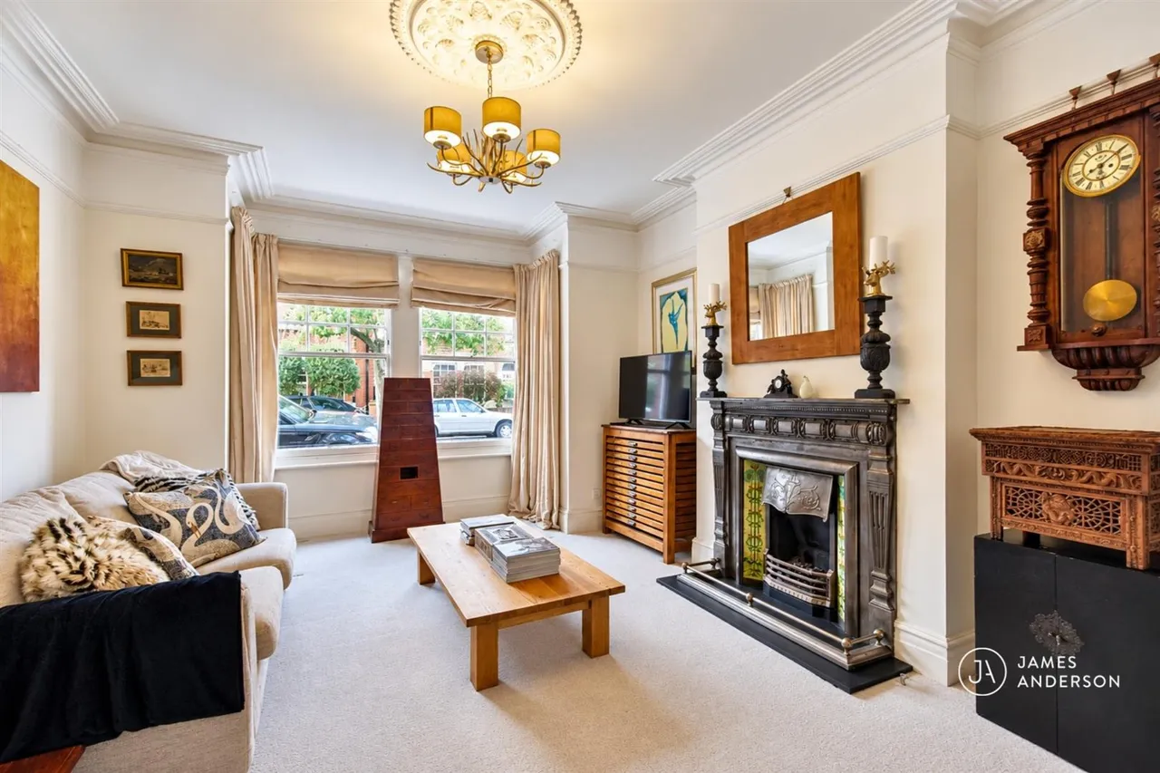 4 bed house for sale, Rectory Road, London, SW13