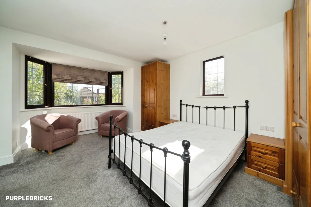 Queens Avenue, Feltham, TW13, photo 18