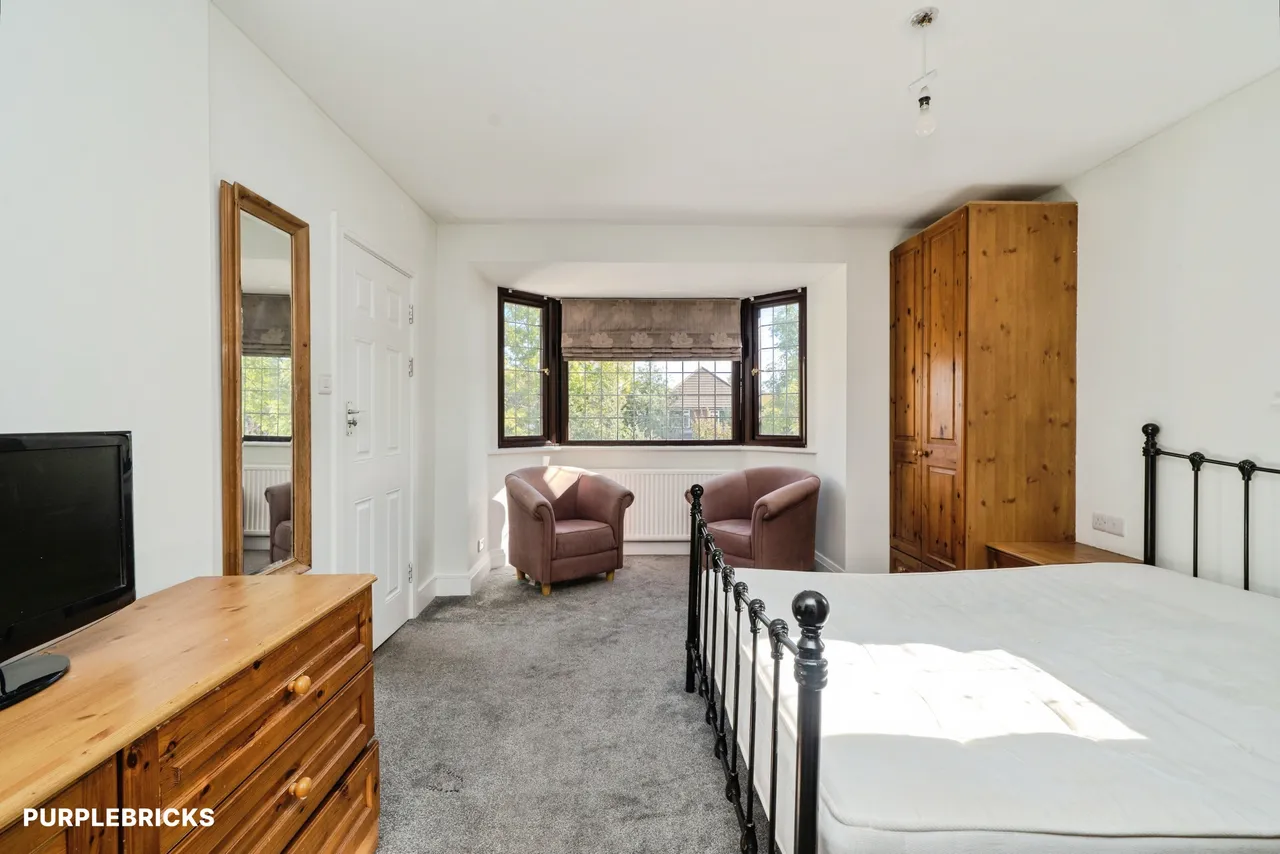 Queens Avenue, Feltham, TW13, photo 19