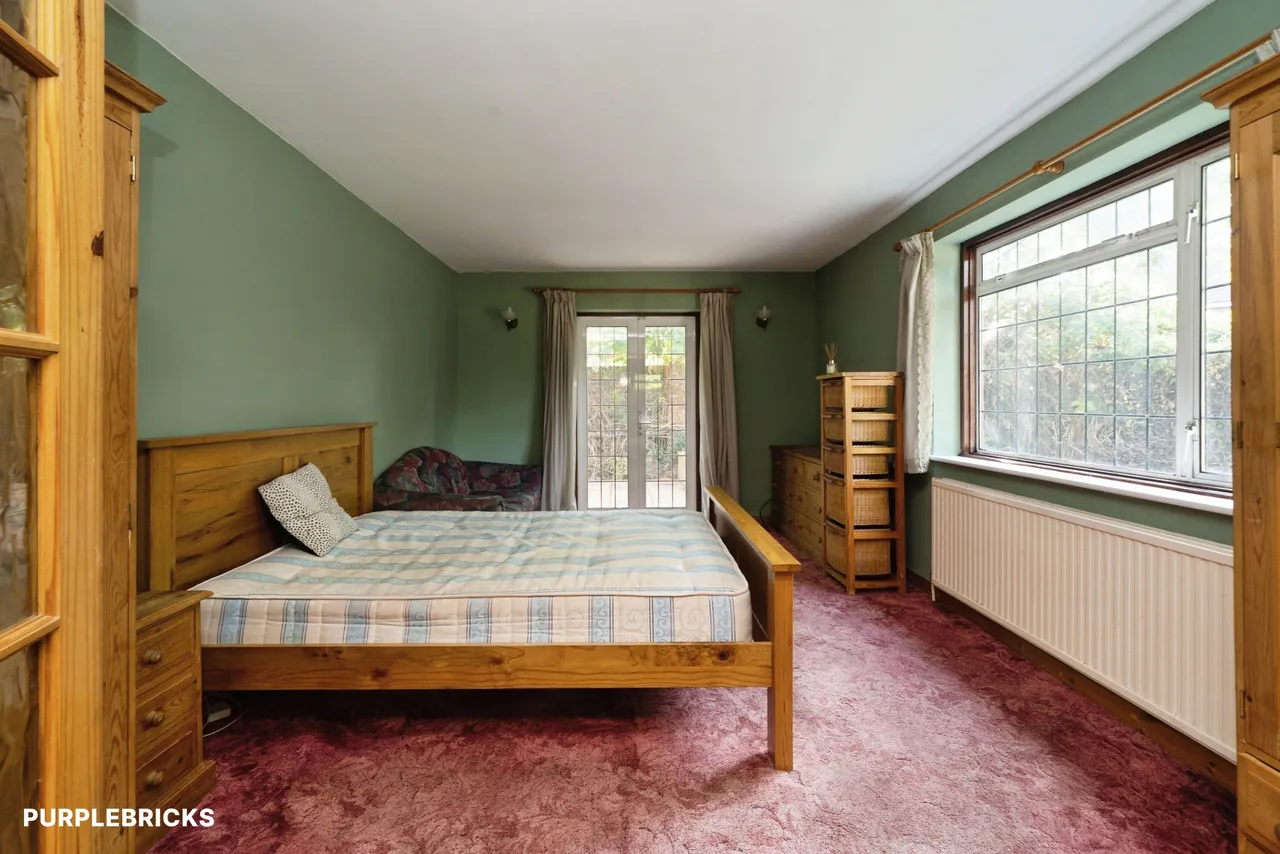 Queens Avenue, Feltham, TW13, photo 15