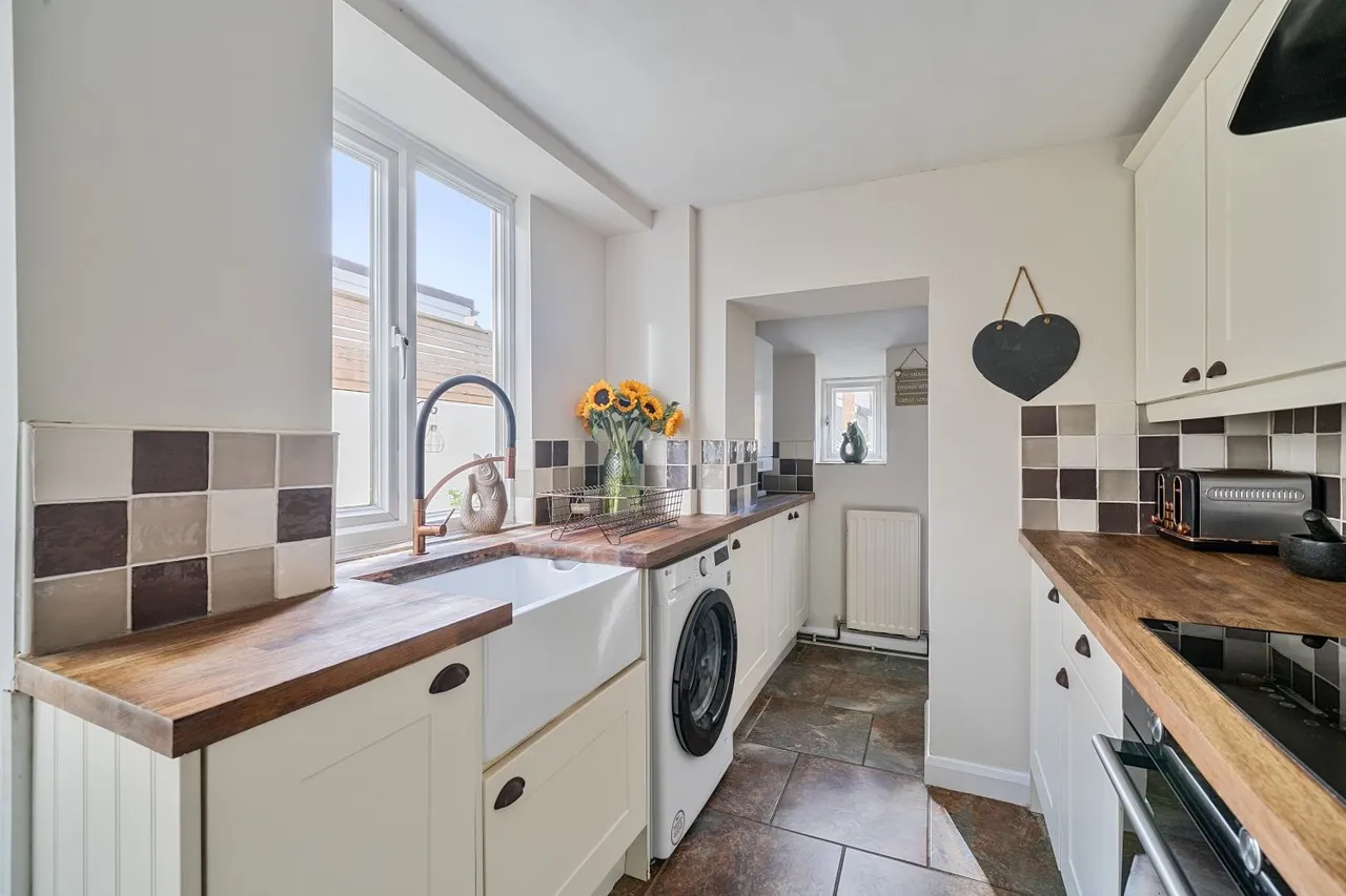 Gloster Road, Barnstaple, EX32, photo 5