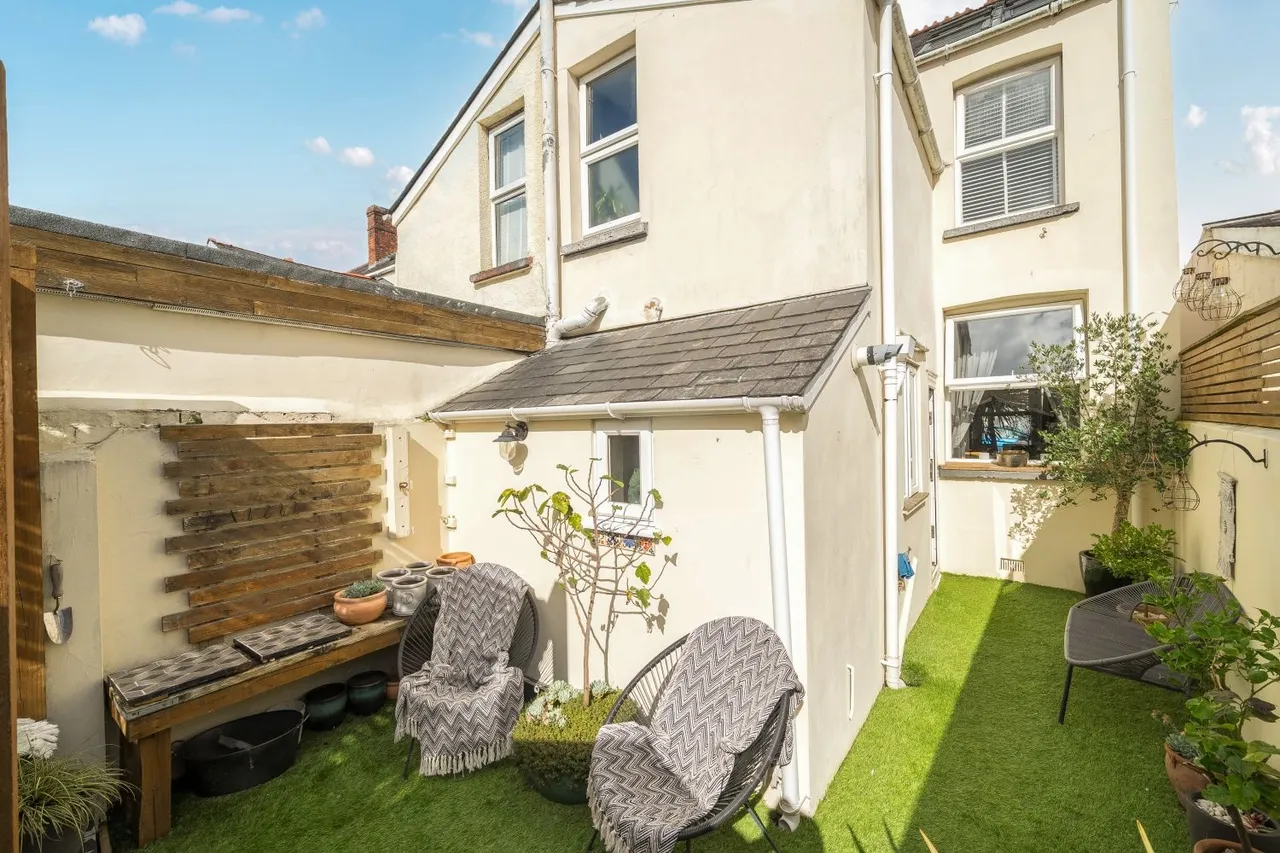 Gloster Road, Barnstaple, EX32, photo 21