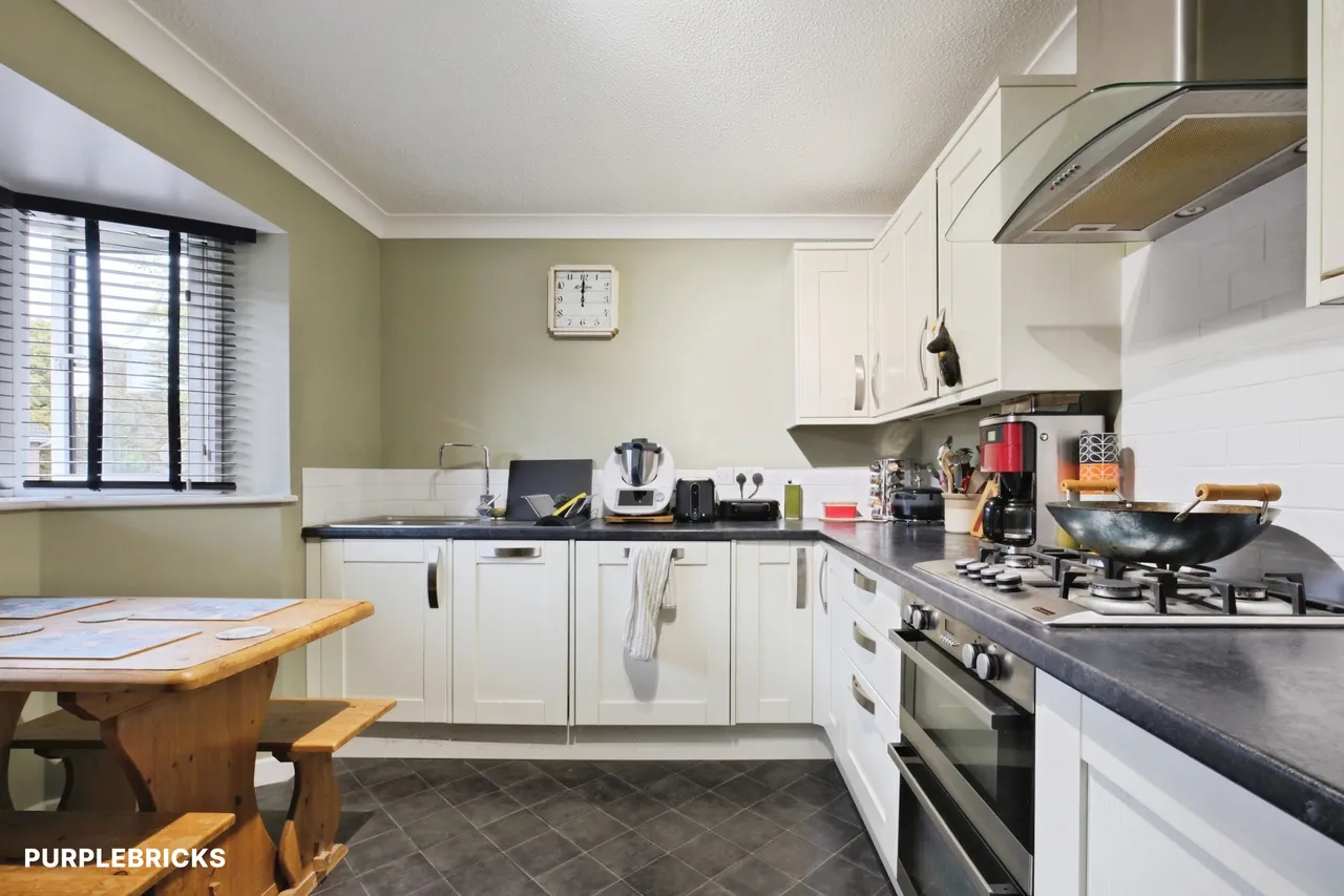 Hasted Drive, Alresford, SO24, photo 2