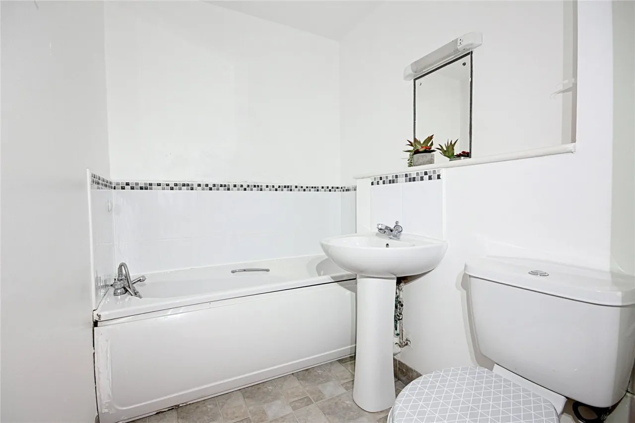 Rossmore Close, Enfield, photo 3