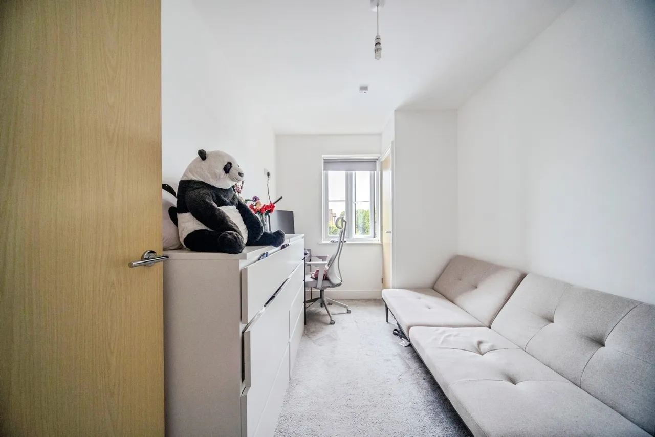 Aylesbury Street, Bletchley, Milton Keynes, Buckinghamshire, MK2, photo 15