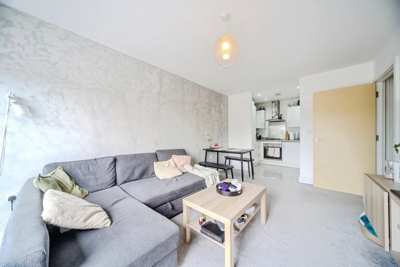 Aylesbury Street, Bletchley, Milton Keynes, Buckinghamshire, MK2, photo 4