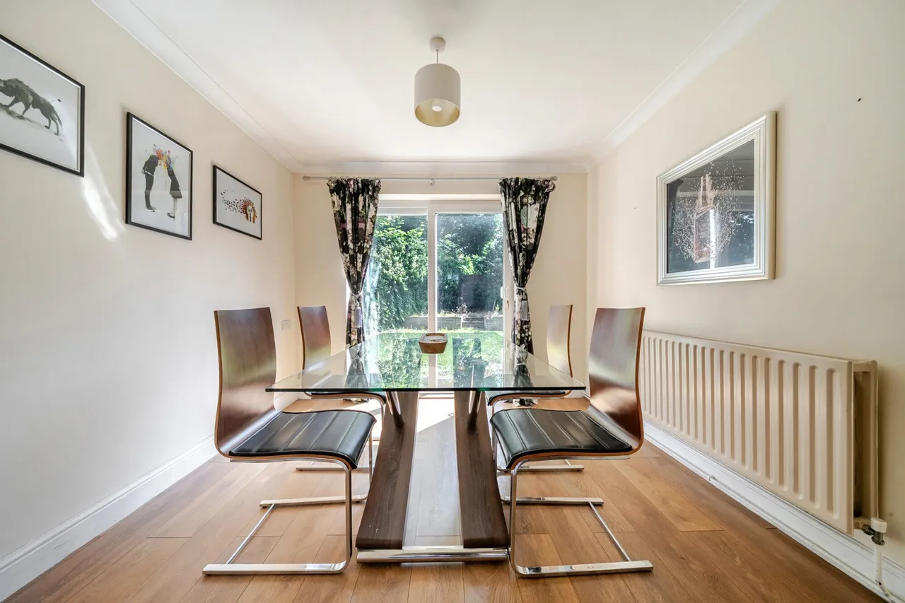 Cerne Road, Kent, DA12, photo 4