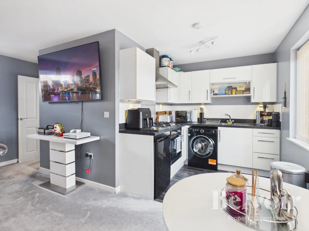 Miriam Lane, Lawley, Telford, TF3, photo 7