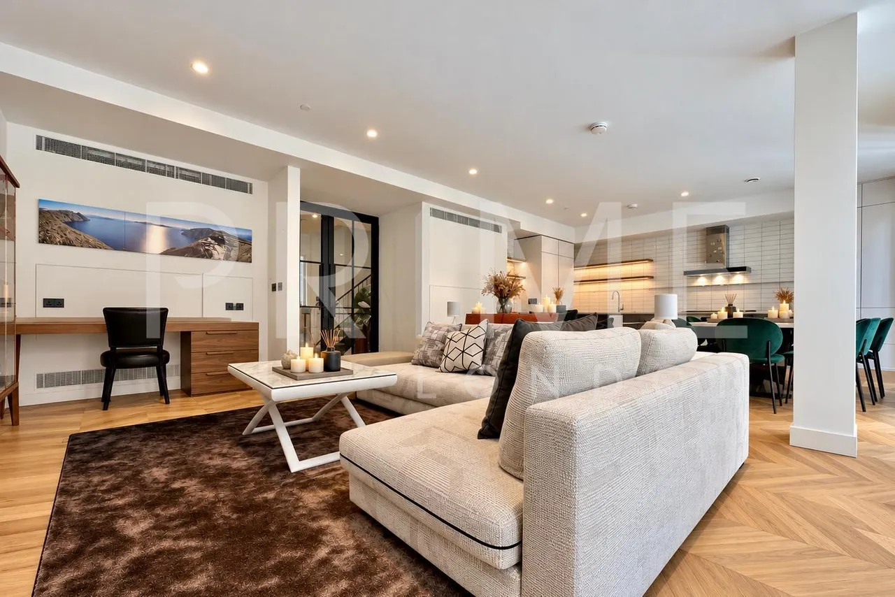 3 bed flat for sale, Circus Road West, Battersea Power Station, SW11