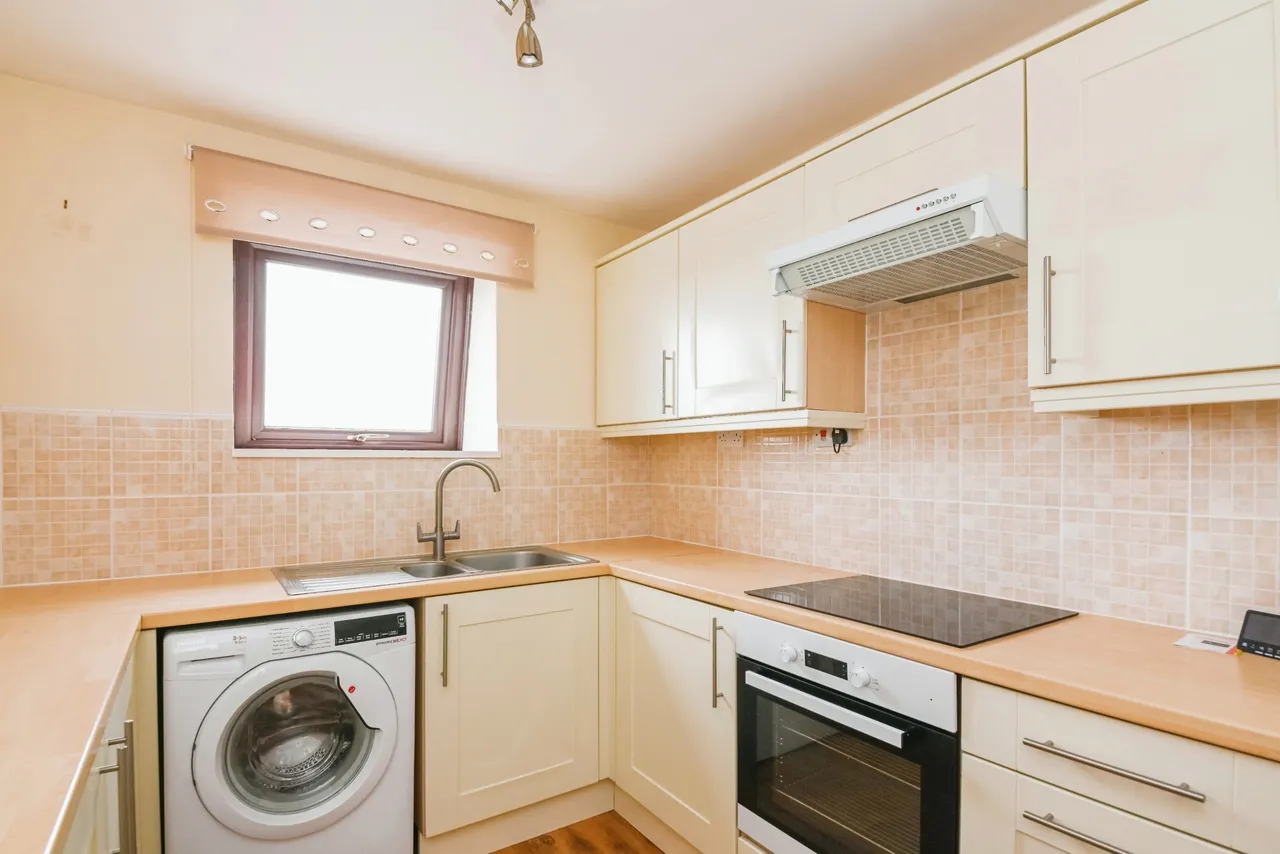Marine Parade East, Clacton-on-Sea, Essex, CO15, photo 8