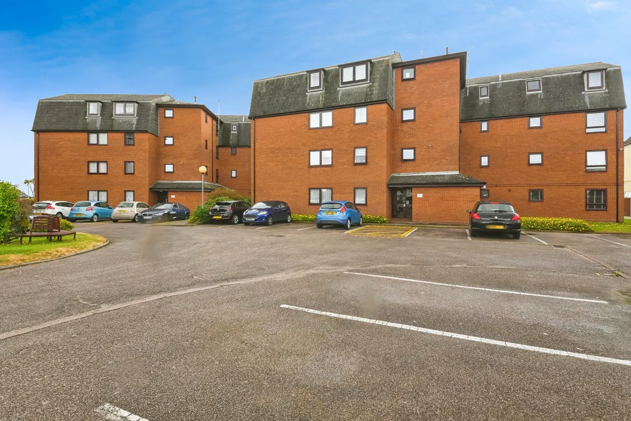 Marine Parade East, Clacton-on-Sea, Essex, CO15, photo 17