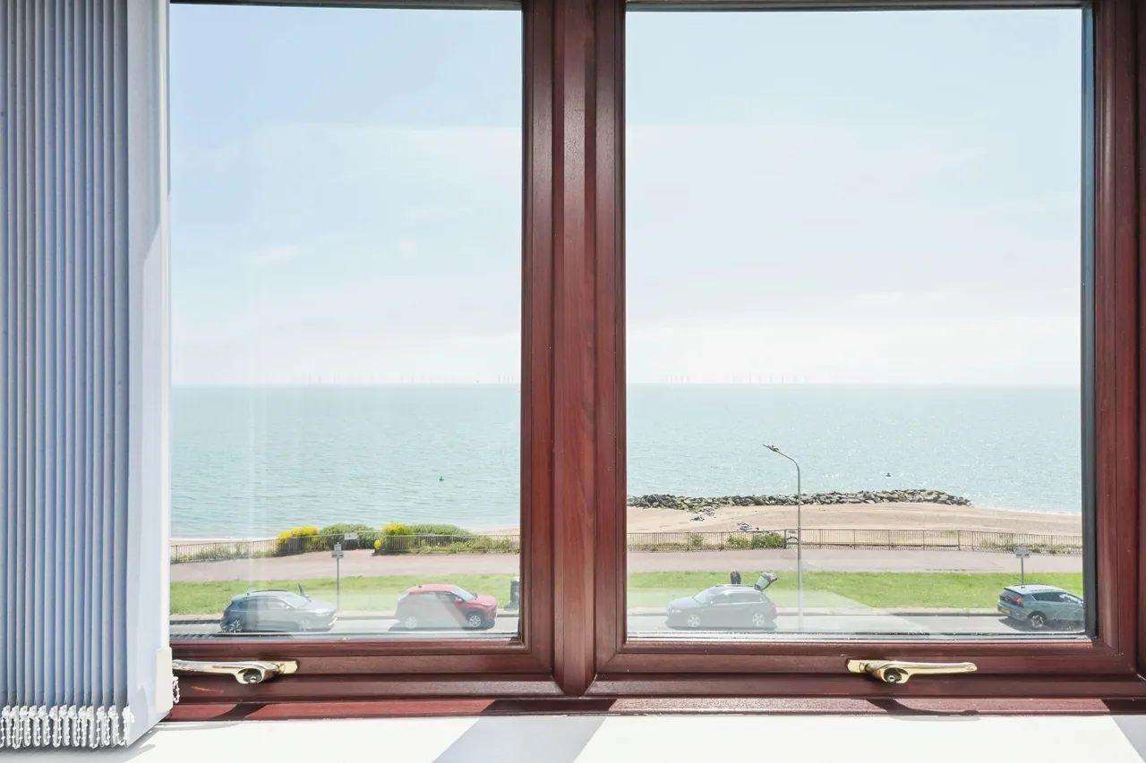 Marine Parade East, Clacton-on-Sea, Essex, CO15, photo 2