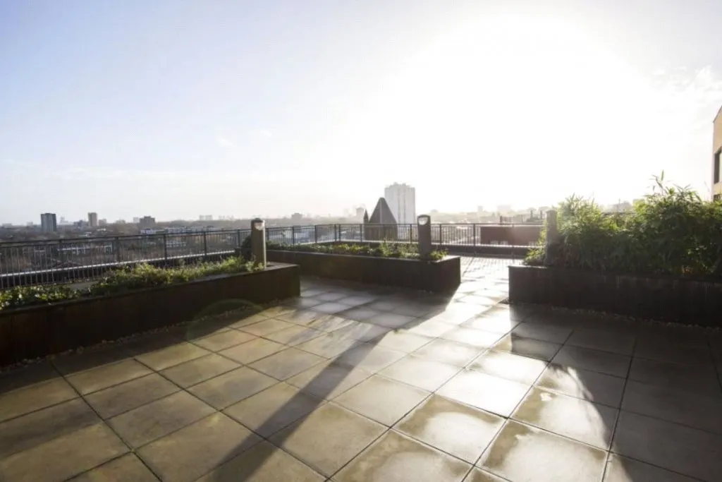 Raddon Tower, E8, photo 18