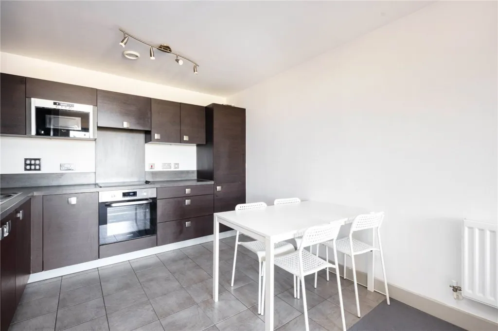 Raddon Tower, E8, photo 3