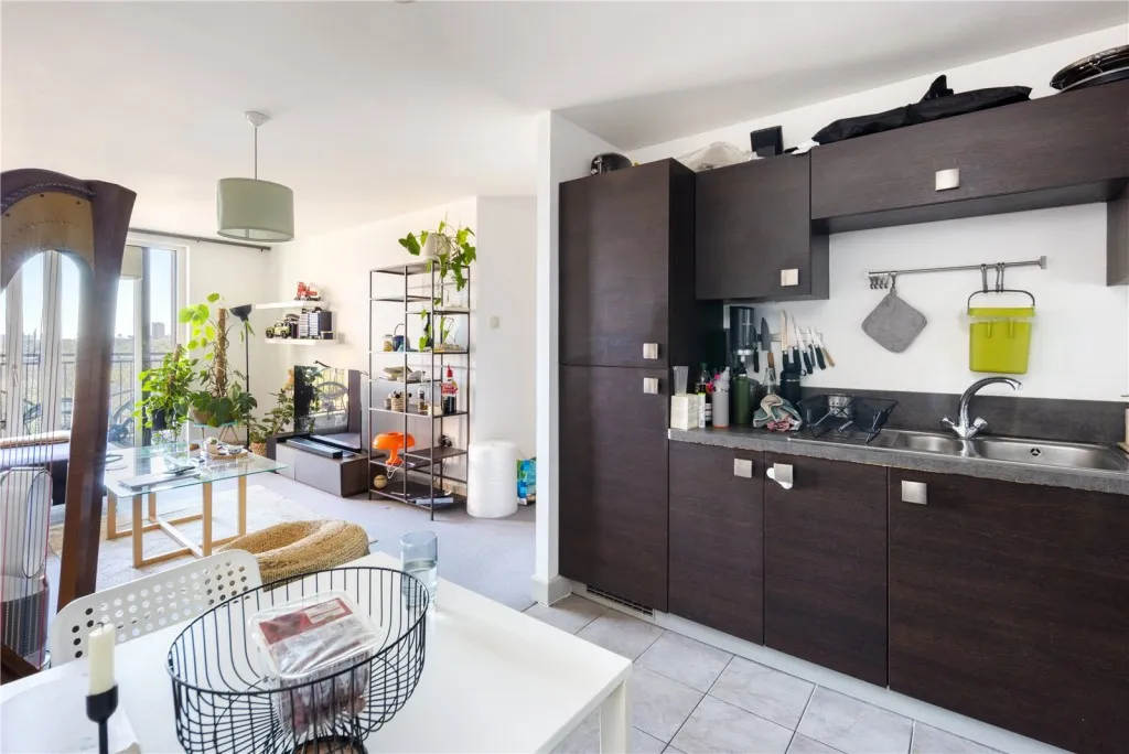 Raddon Tower, E8, photo 12
