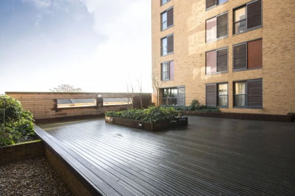 Raddon Tower, E8, photo 20