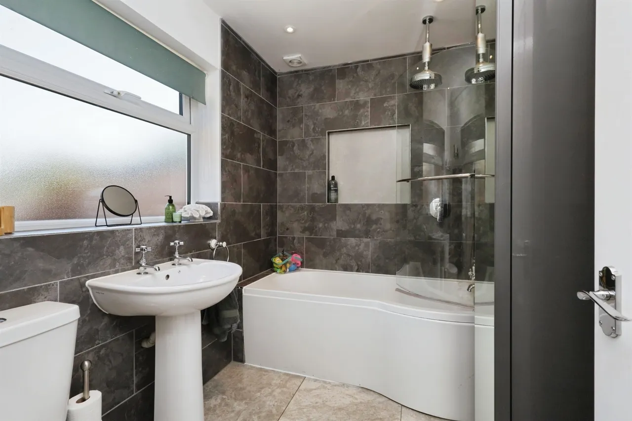 Sayerland Road, Polegate, BN26, photo 14