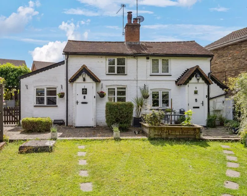 2 bed house for sale — Live and Let Live Cottages, Booker Common HP12 4QZ