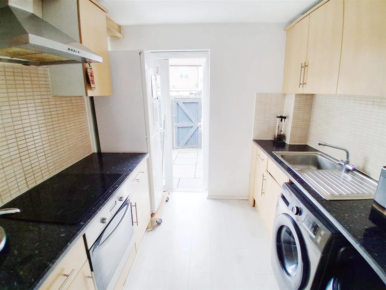 Copthorne Mews, Hayes, photo 3