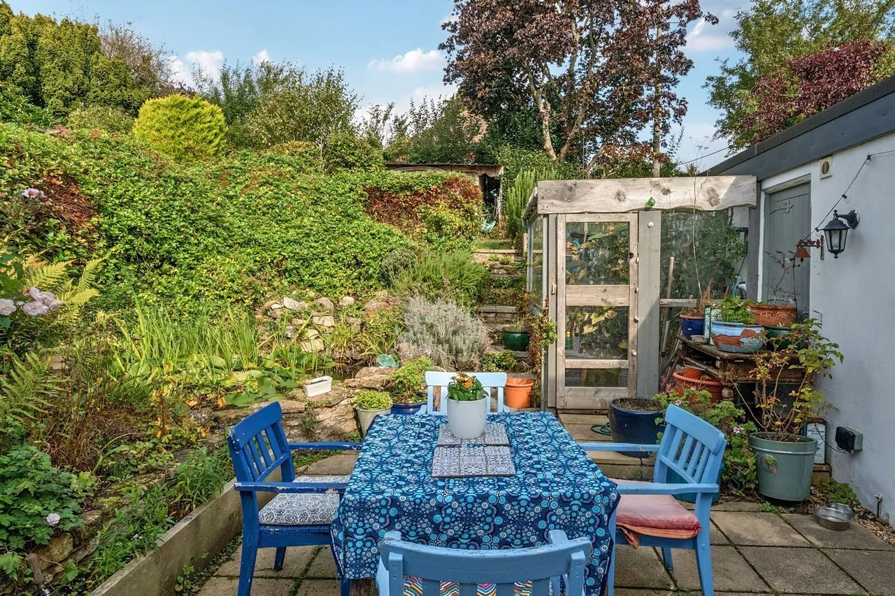 High Street, Chapmanslade, BA13, photo 3