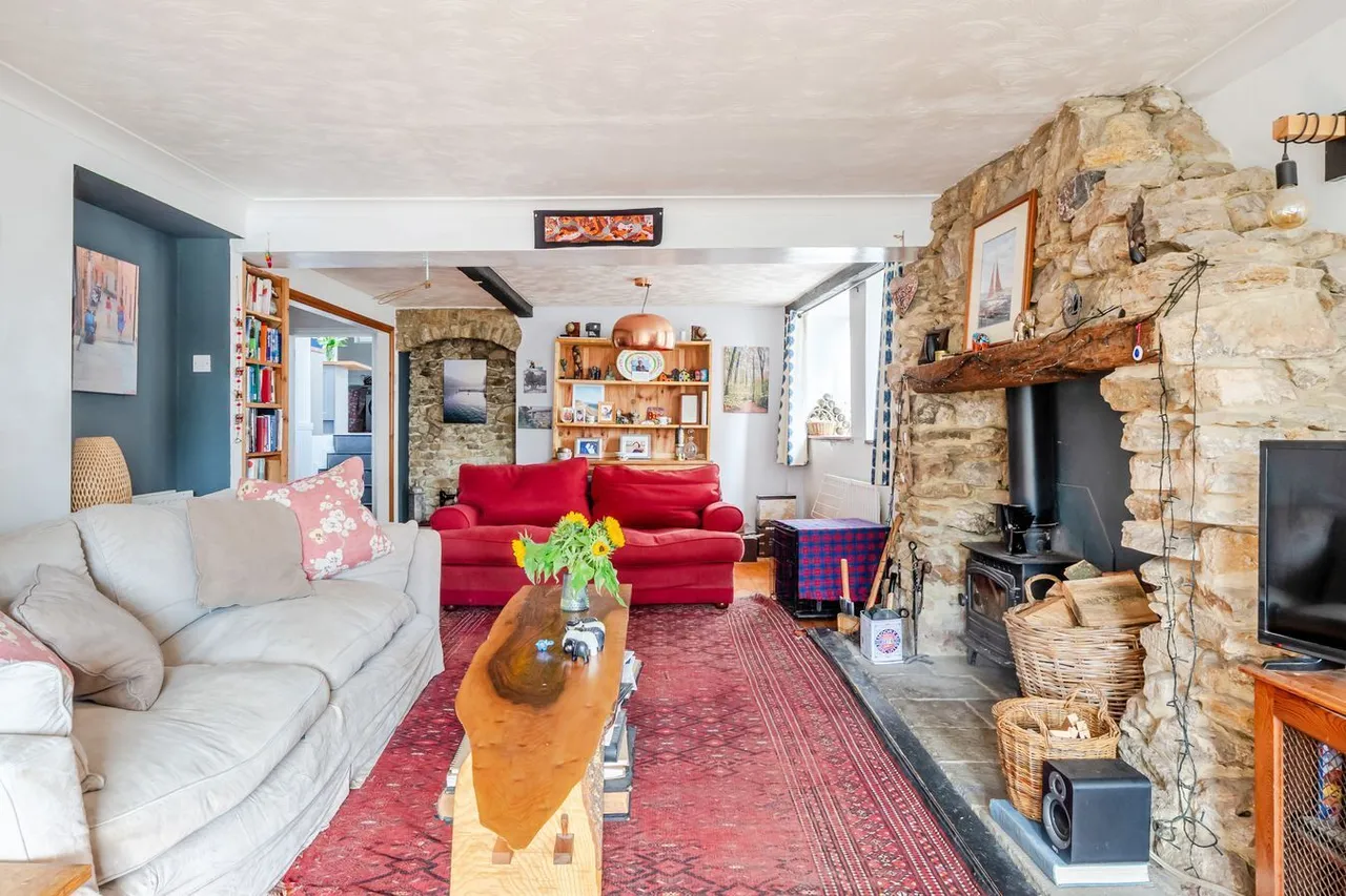 High Street, Chapmanslade, BA13, photo 9