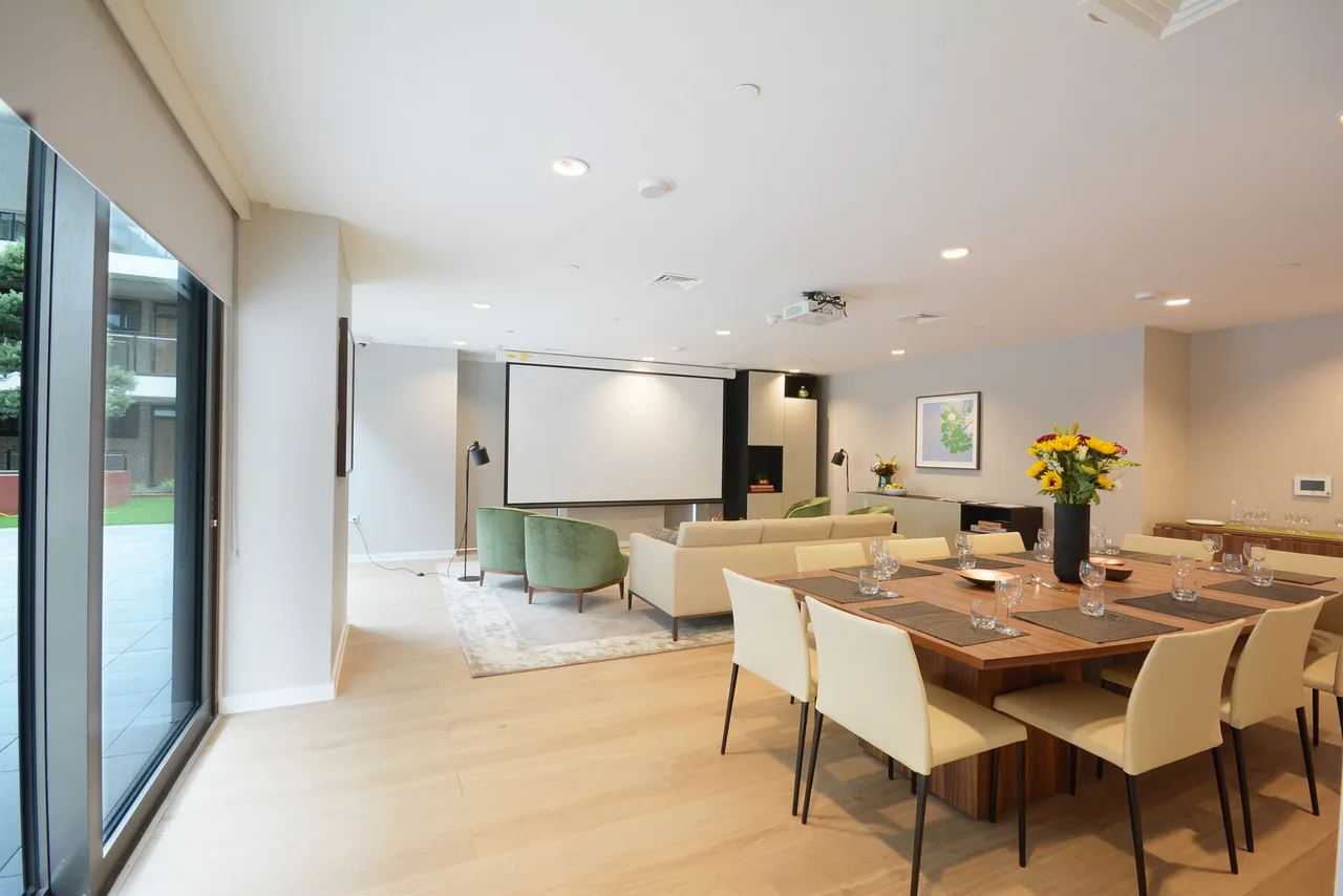 Apartment 704, One The Elephant, 1 St. Gabriel Walk, photo 9