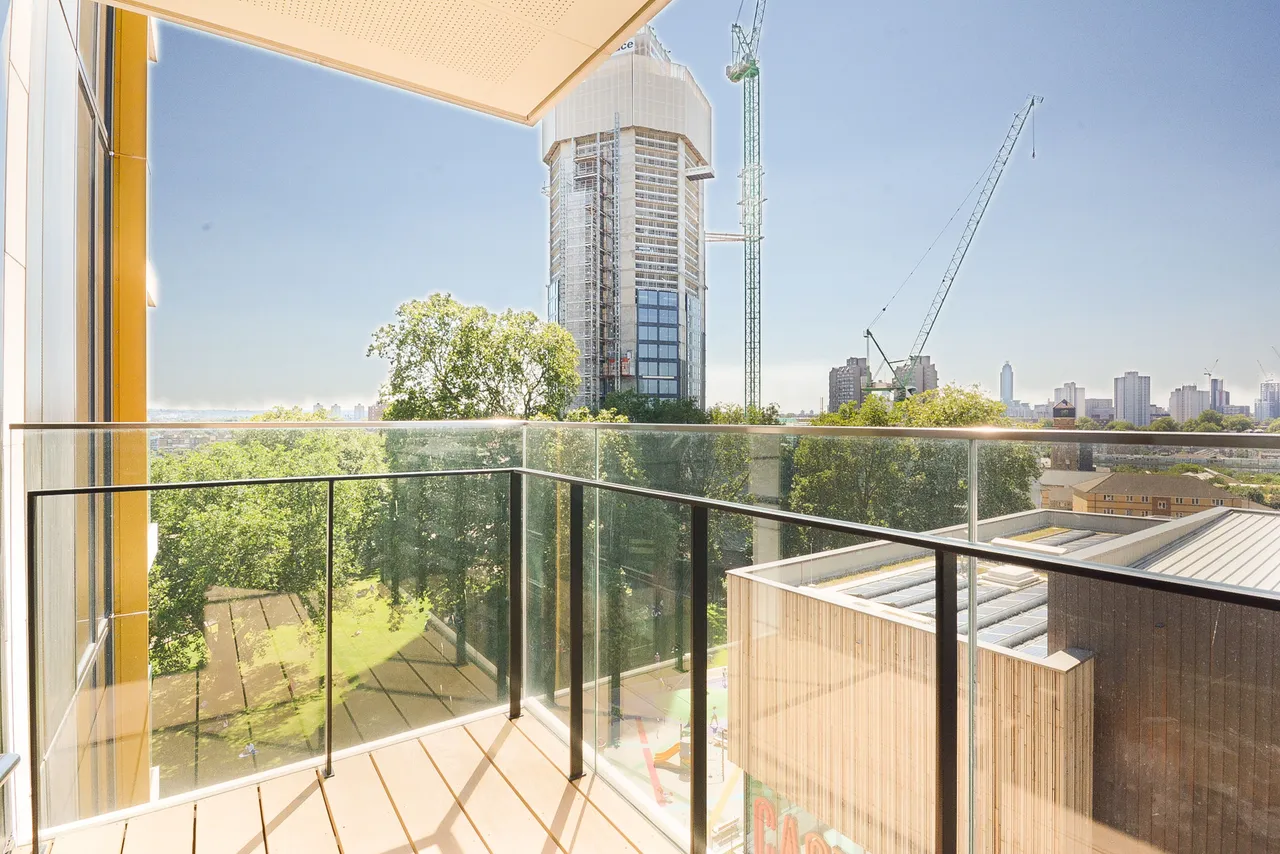Apartment 704, One The Elephant, 1 St. Gabriel Walk, photo 3