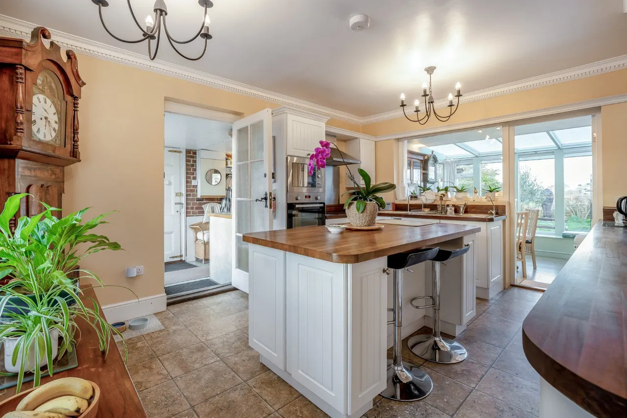 Mill Lane, Sidlesham, Chichester, West Sussex, PO20 7LU, photo 6