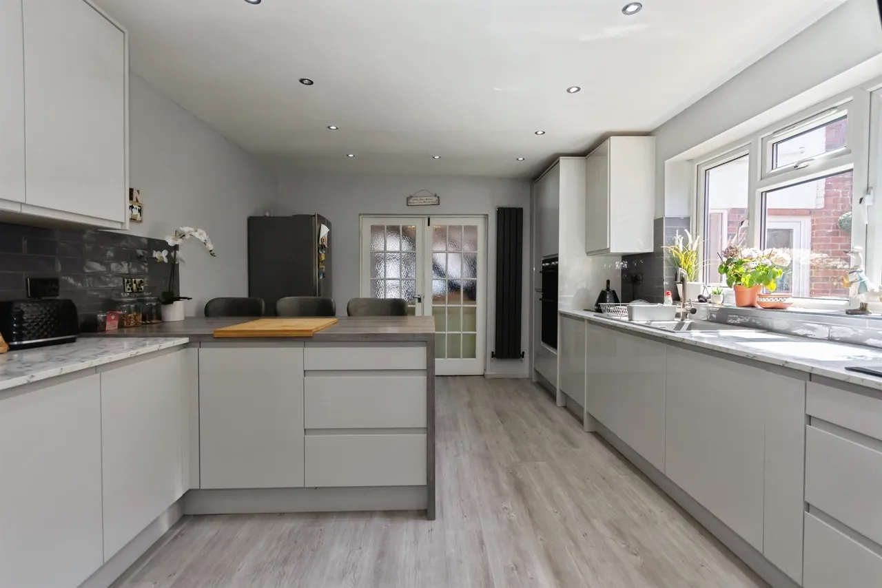 Vicarage Road, Halesowen, photo 9