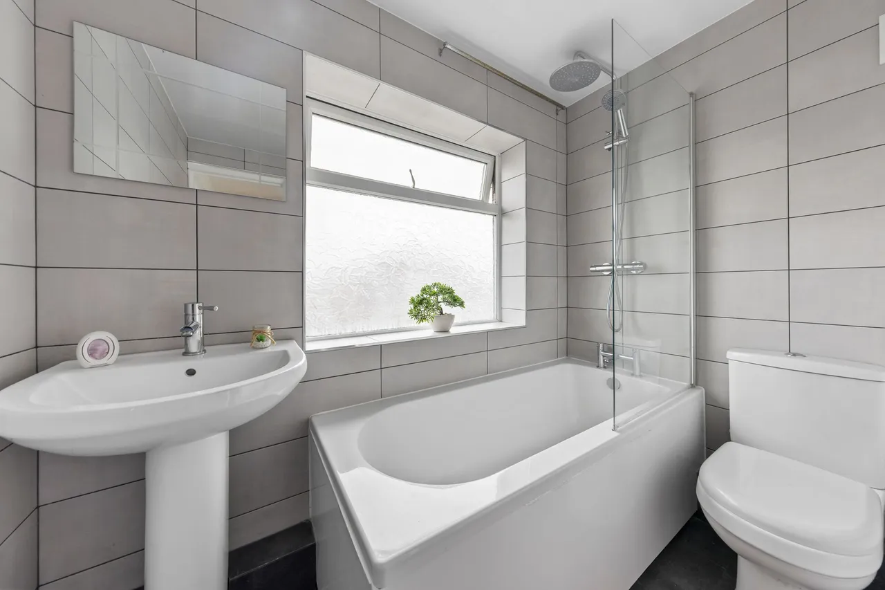 Baron Close, Woolston, Warrington, Warrington, WA1 4EU, photo 16