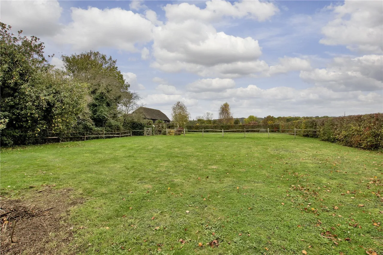 George Street, Hunton, ME15, photo 13