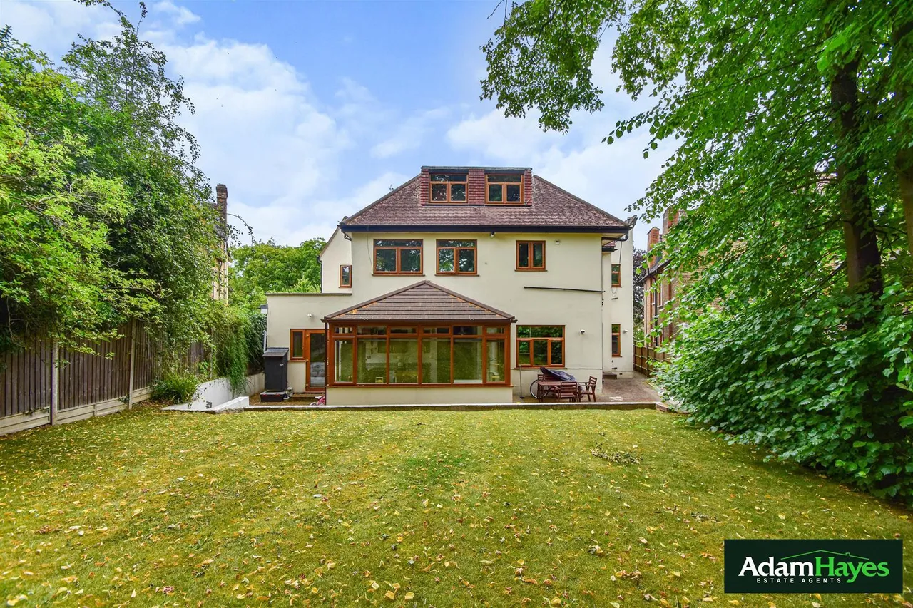 Regents Park Road, Finchley Central, N3, photo 11