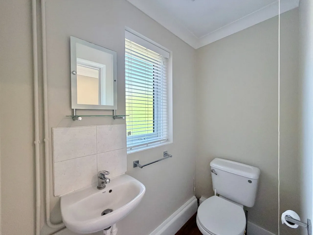 Berkeley Crescent, Frimley, Camberley, GU16 8YN, photo 9