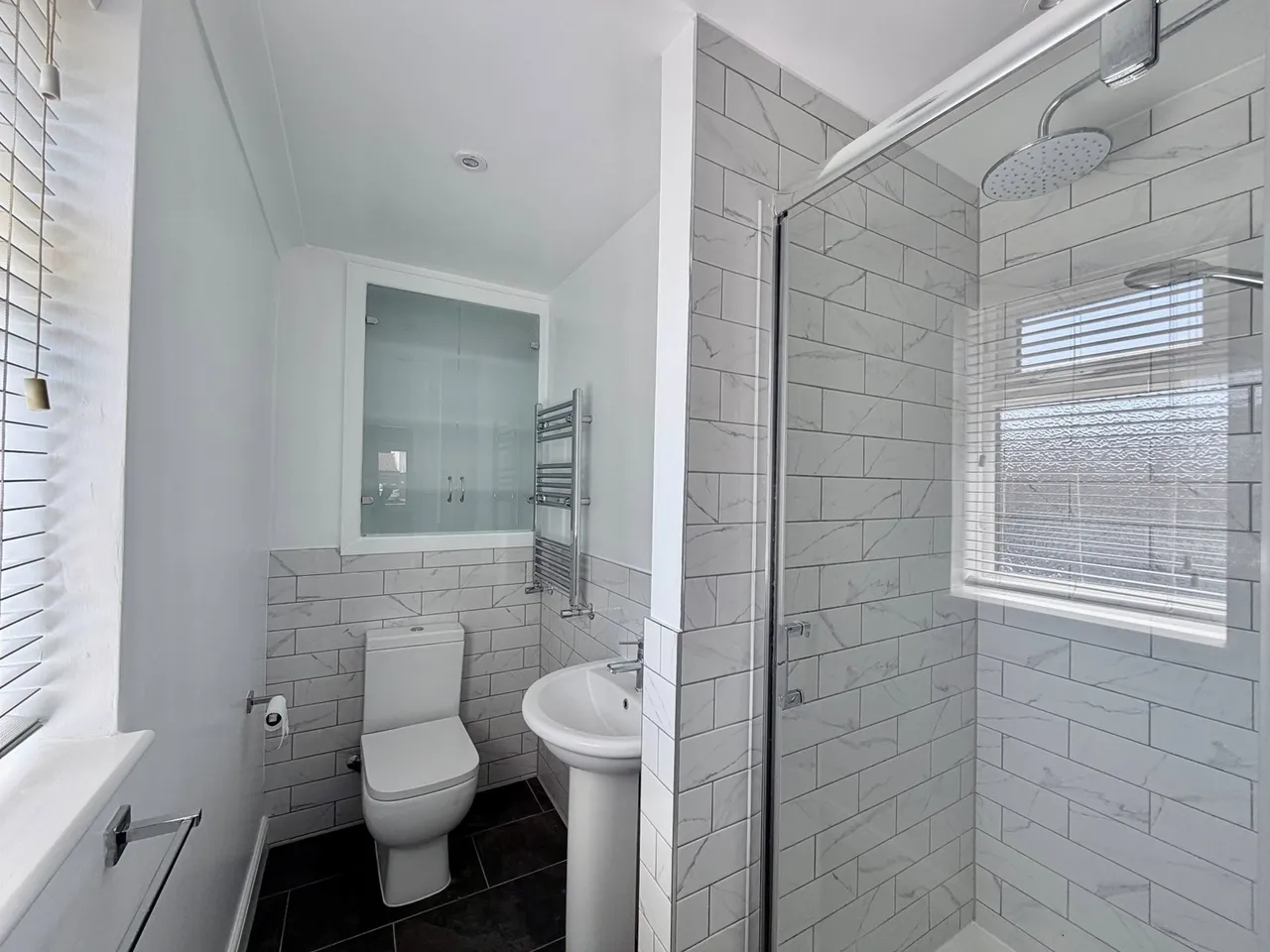 Berkeley Crescent, Frimley, Camberley, GU16 8YN, photo 12