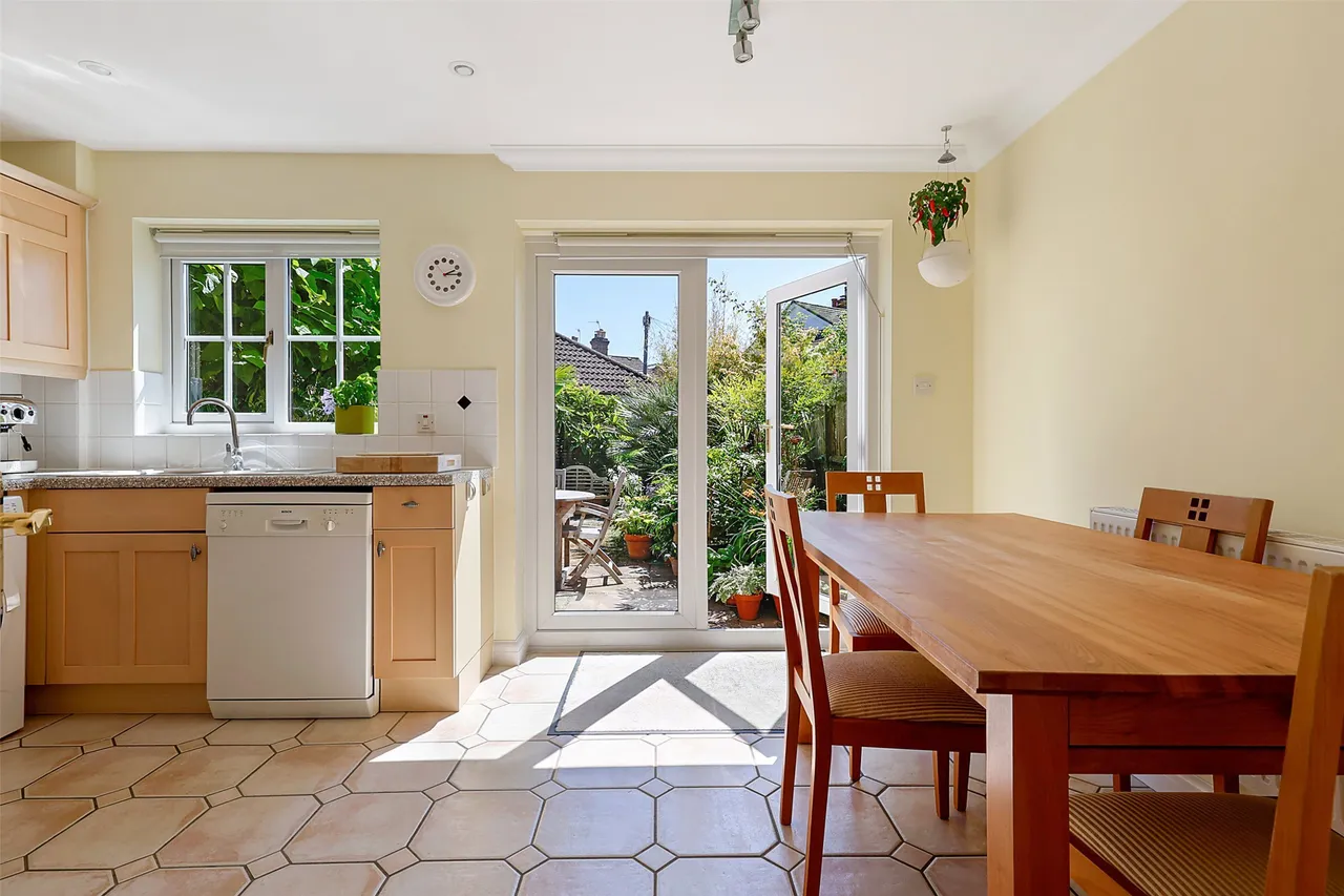 East Road, Reigate, RH2, photo 15