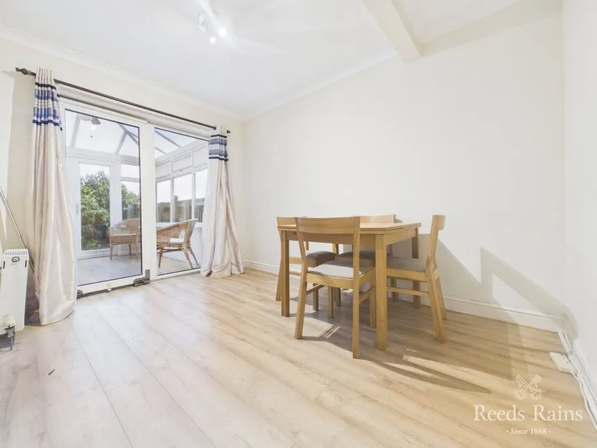 Staindrop Road, Newton Hall, DH1, photo 3