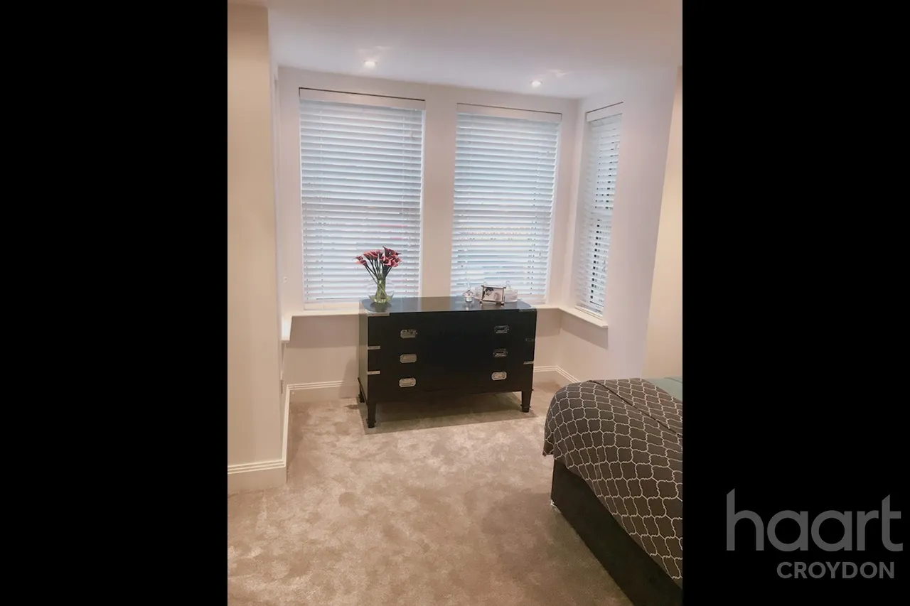 Brighton Road, South Croydon, CR2, photo 3