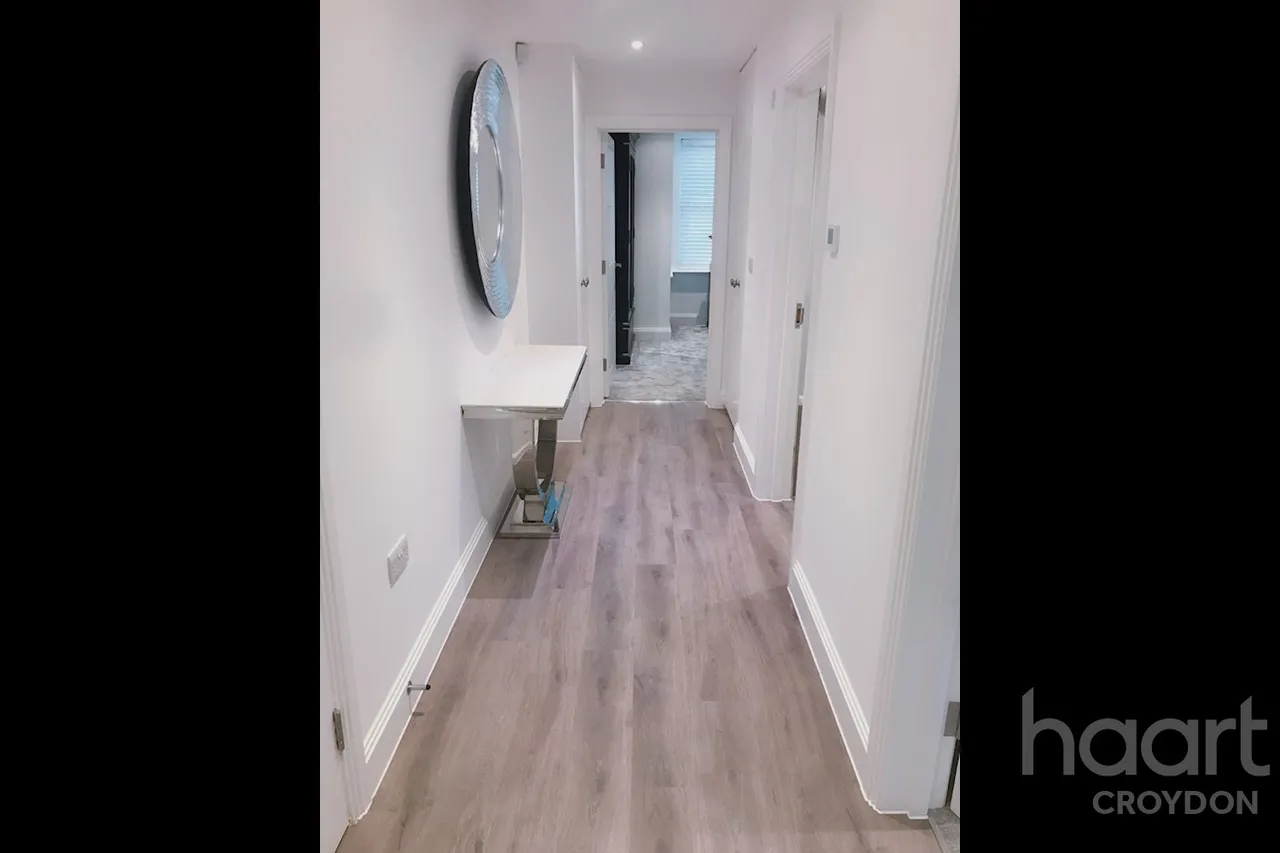 Brighton Road, South Croydon, CR2, photo 11