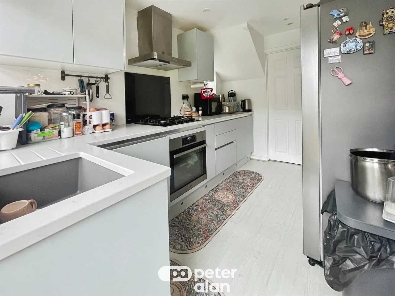 Huron Crescent, Cardiff, CF23, photo 2