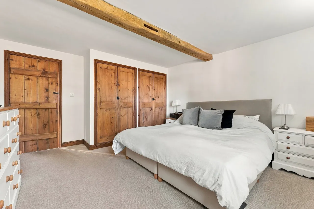 Newark, NG23, photo 23