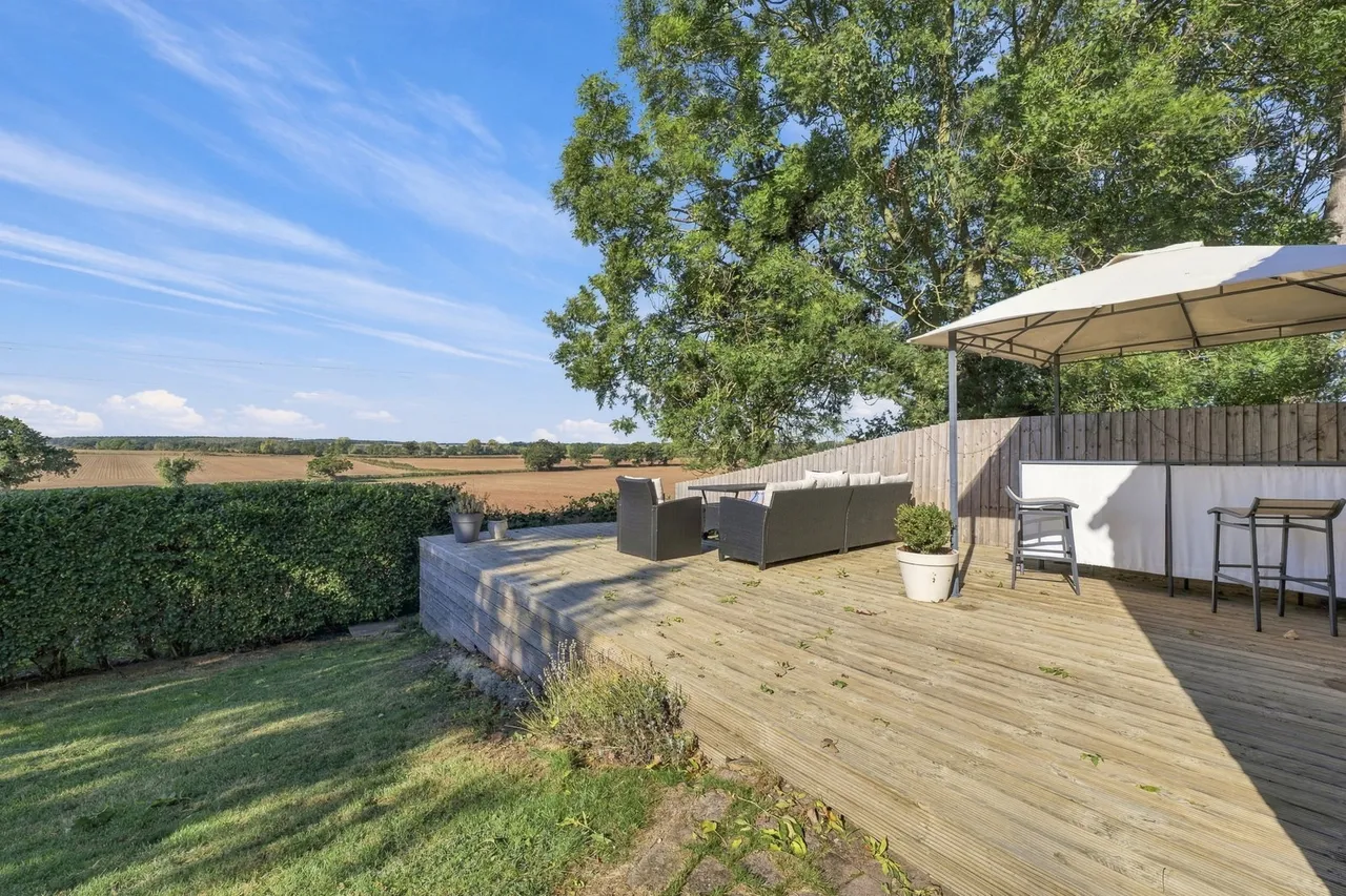 Newark, NG23, photo 49
