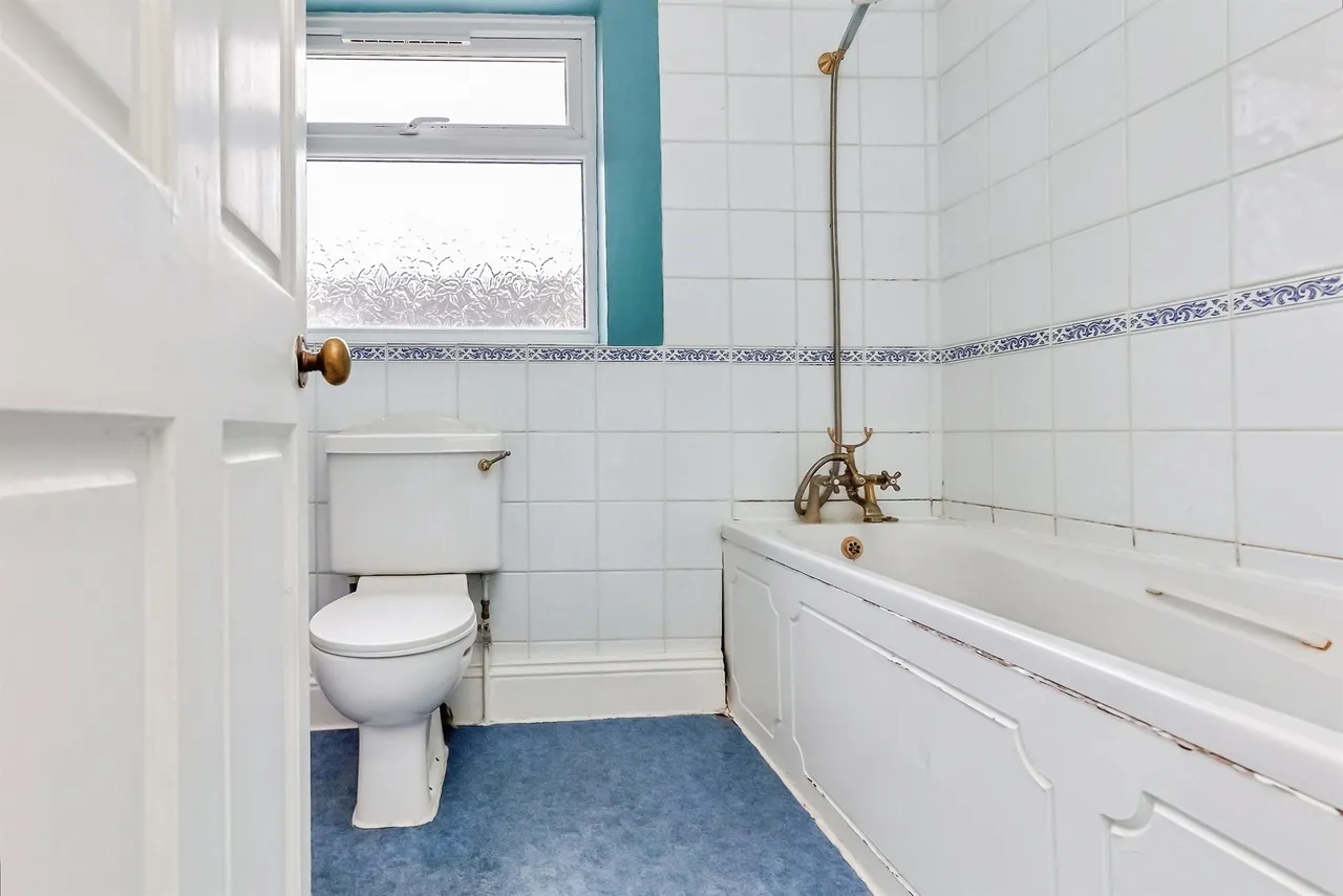 Kings Road, Stamford, PE9, photo 16