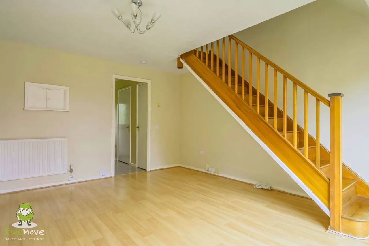 Bedroom Mid-Terrace Home, SN5, photo 5