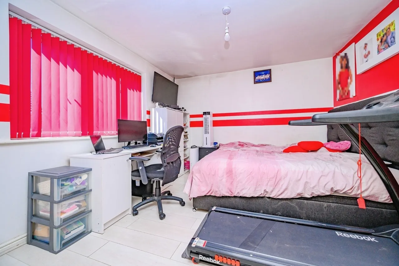 Guardian Way, LUTON, Bedfordshire, LU1, photo 17