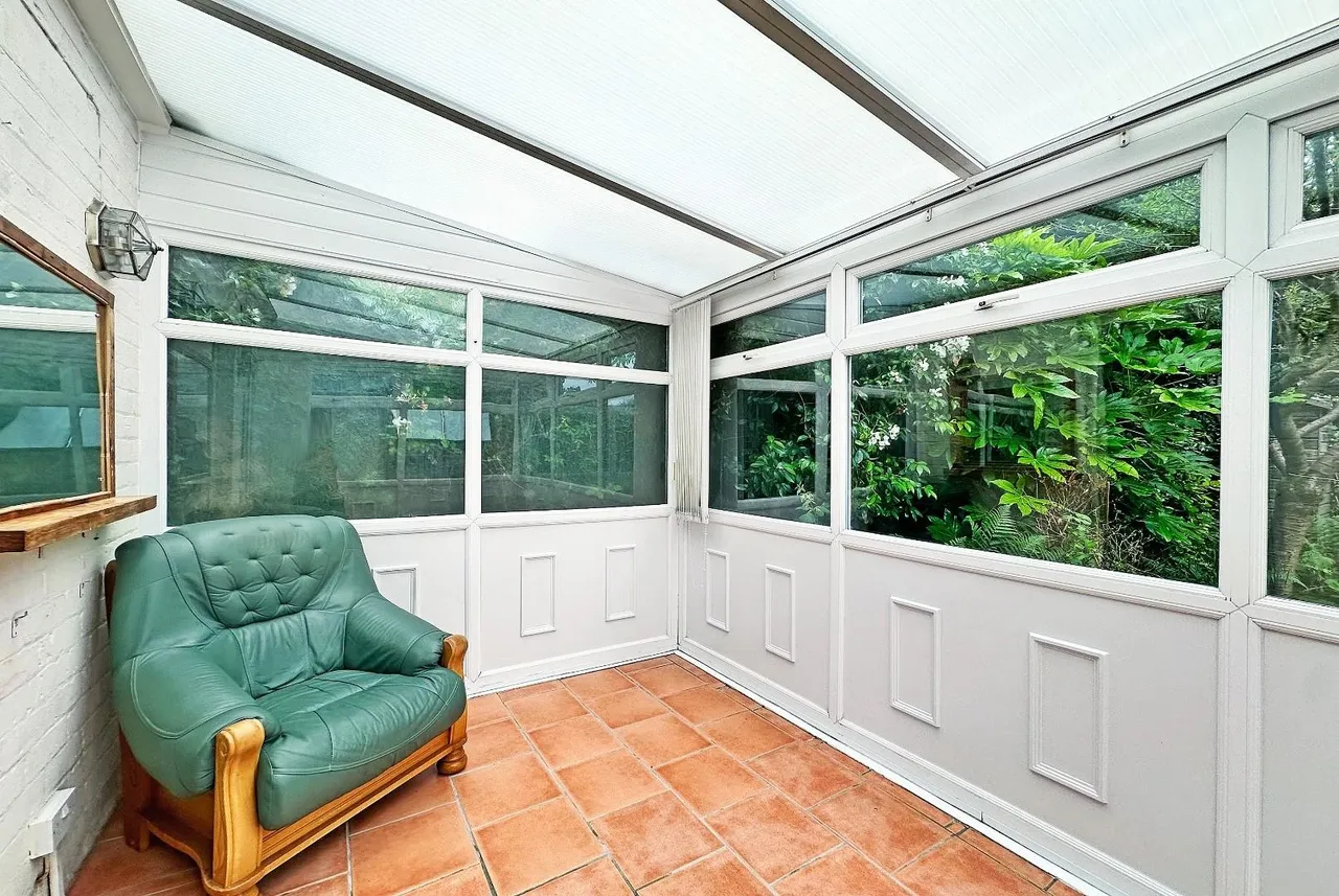 Clay Lane, Timperley, Cheshire WA15 7AB, photo 8