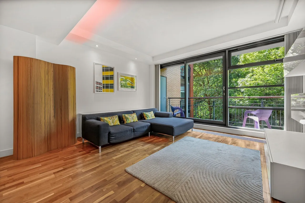 2 bed flat to rent, City Road, Islington, EC1Y