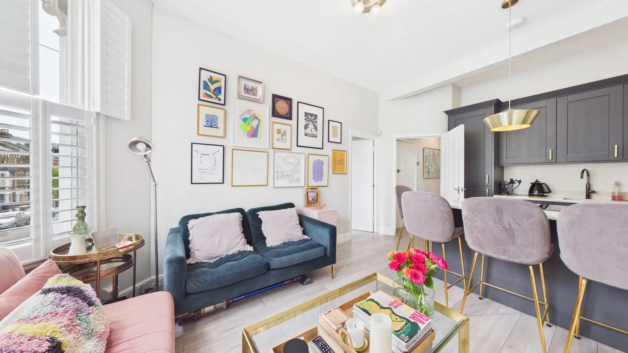 2 bed flat for sale — Ashmore Road, London, W9