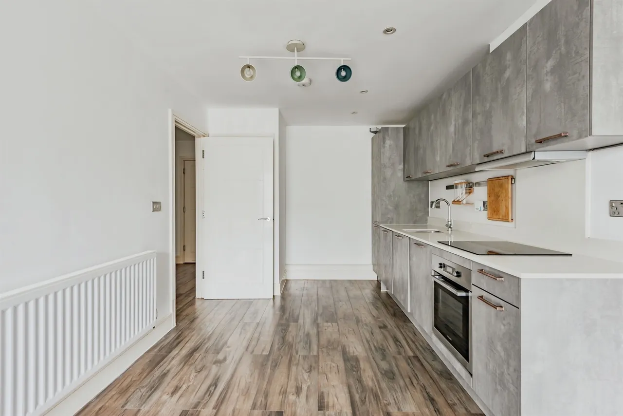 Russell Way, Crawley, RH10, photo 13
