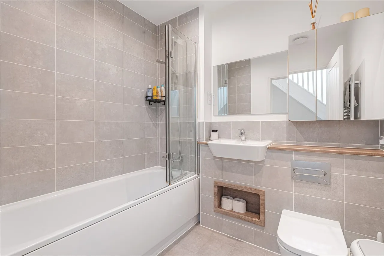 Foxley Mews, London, N20, photo 14