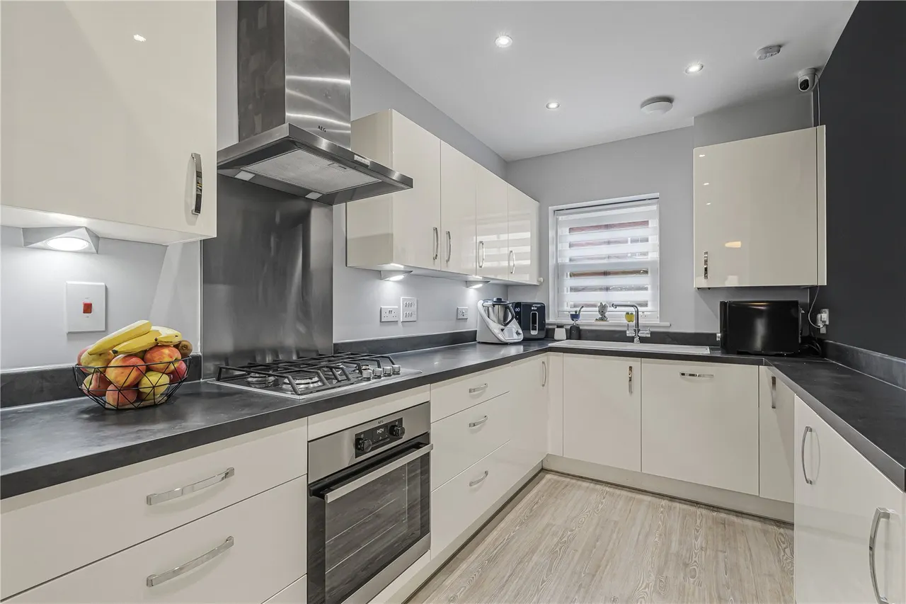 Foxley Mews, London, N20, photo 6